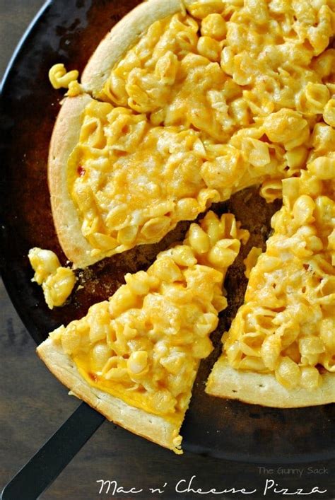 Easy Mac and Cheese Pizza Recipe.